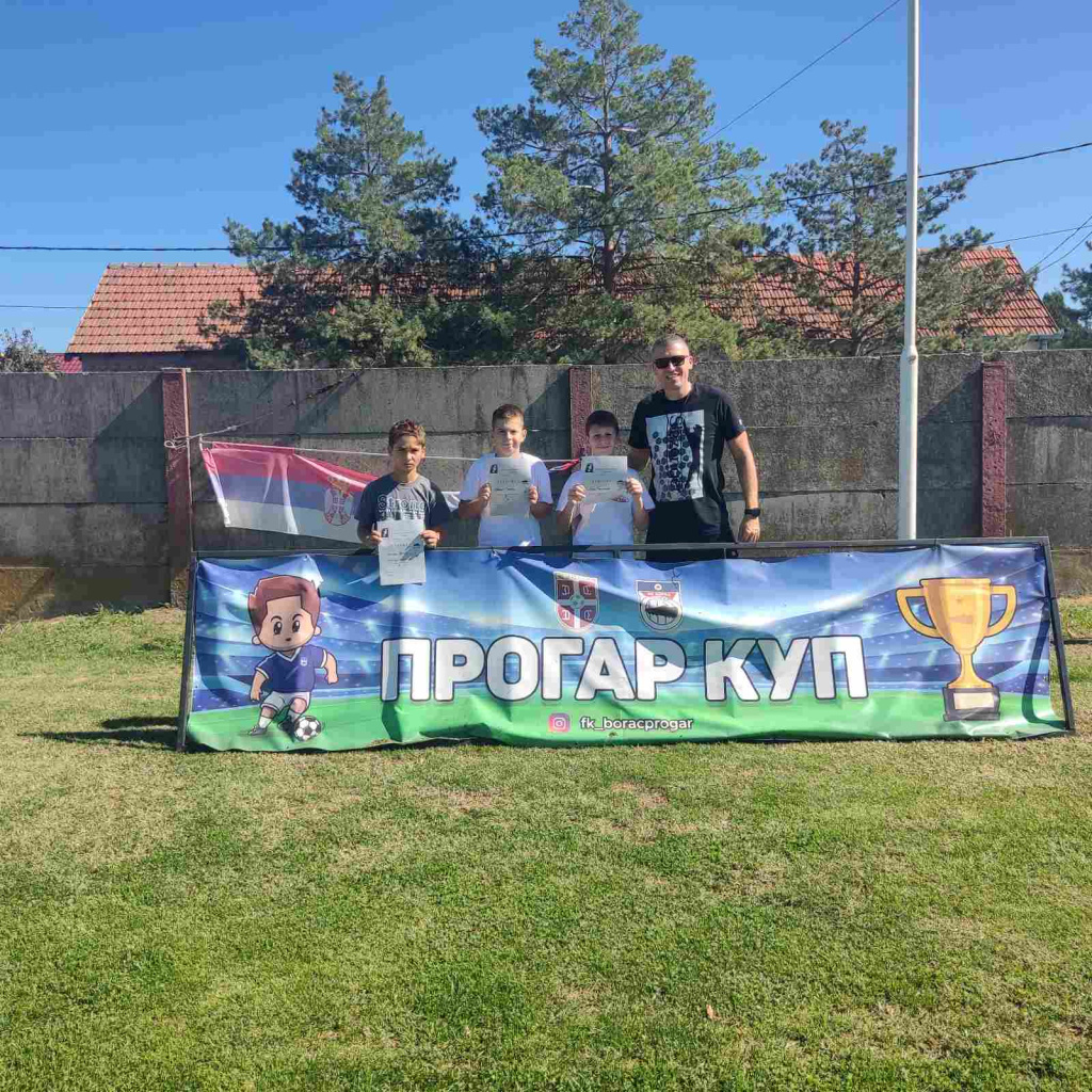 IMG-0de3b2b86916174259554c0d07207cf7-V.jpg IMG-0de3b2b86916174259554c0d07207cf7-V.jpg